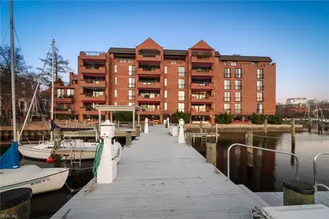 421 W Bute St #305, Norfolk, VA 23510