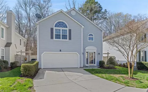 1731 Woodmill St, Chesapeake, VA 23320