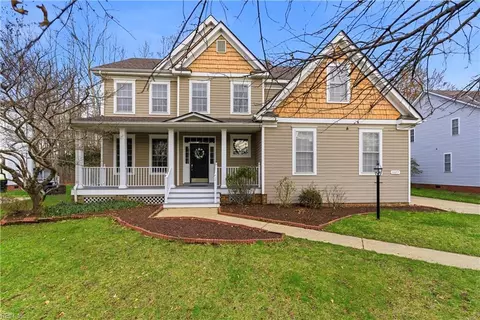 13177 Harbor Dr, Carrollton, VA 23314