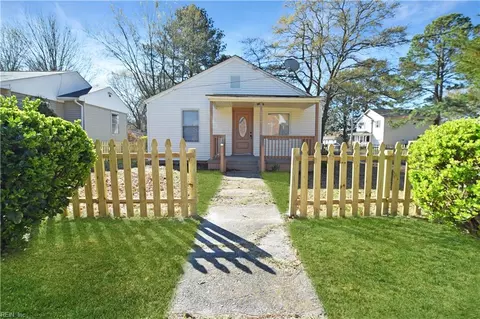 6015 Arthur Ave, Portsmouth, VA 23703