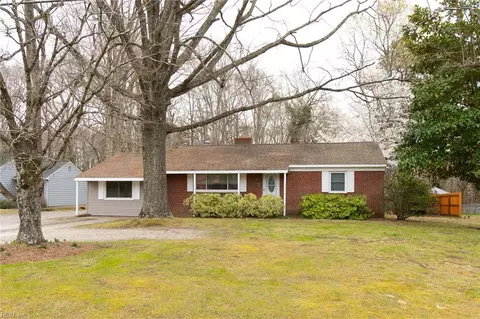 7759 Belroi Rd, Gloucester, VA 23061