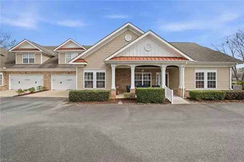 1526 Carrolton Way, Chesapeake, VA 23320