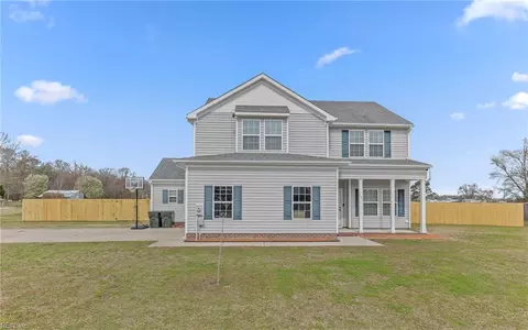 101 Derby Dr, Moyock, NC 27958