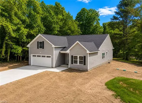 23205 Scottswood Dr, Franklin, VA 23851