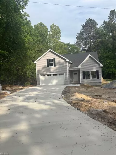 23205 Scottswood Dr, Franklin, VA 23851