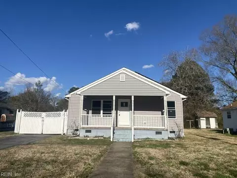 205 Artis St, Franklin, VA 23851