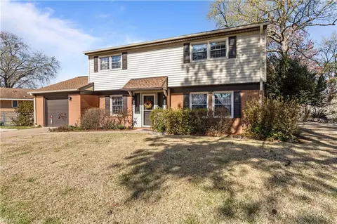 5836 Hartwick Dr, Norfolk, VA 23518