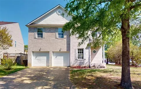 1752 Schooner Strait Ct, Virginia Beach, VA 23453