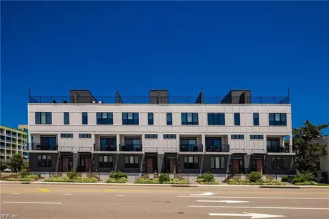 949 Pacific Ave, Virginia Beach, VA 23451