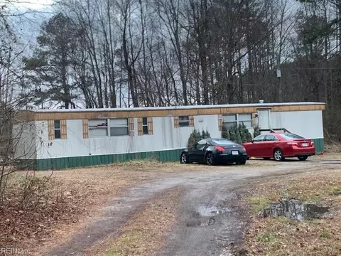 37420 General Mahone Blvd, Ivor, VA 23866