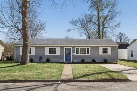 1810 Beall Dr, Hampton, VA 23663