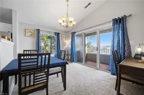 Dining - 246 Dockside Dr #C, Hampton, VA 23669 photo 1 of 3