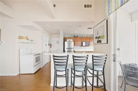 Kitchen - 246 Dockside Dr #C, Hampton, VA 23669 photo 3 of 3