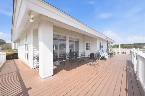 Exterior - 246 Dockside Dr #C, Hampton, VA 23669 photo 5 of 5