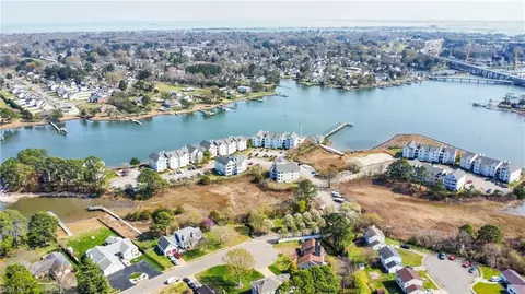 View/Area - 246 Dockside Dr #C, Hampton, VA 23669 photo 11 of 11