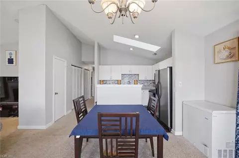 Dining - 246 Dockside Dr #C, Hampton, VA 23669 photo 3 of 3