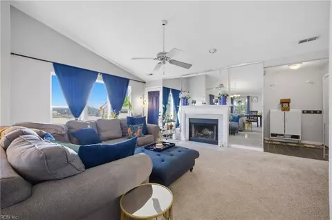 Living - 246 Dockside Dr #C, Hampton, VA 23669 photo 1 of 2