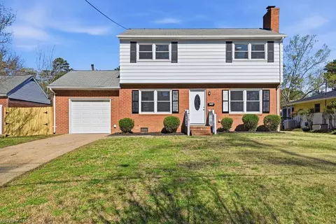 119 Gawain Dr, Newport News, VA 23602