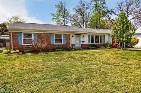 3753 Old Forge Rd, Virginia Beach, VA 23452