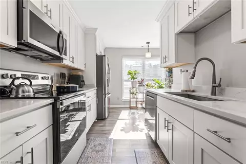 451 Benlea Cir, Virginia Beach, VA 23454