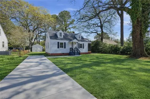 8256 Chesapeake Blvd, Norfolk, VA 23518