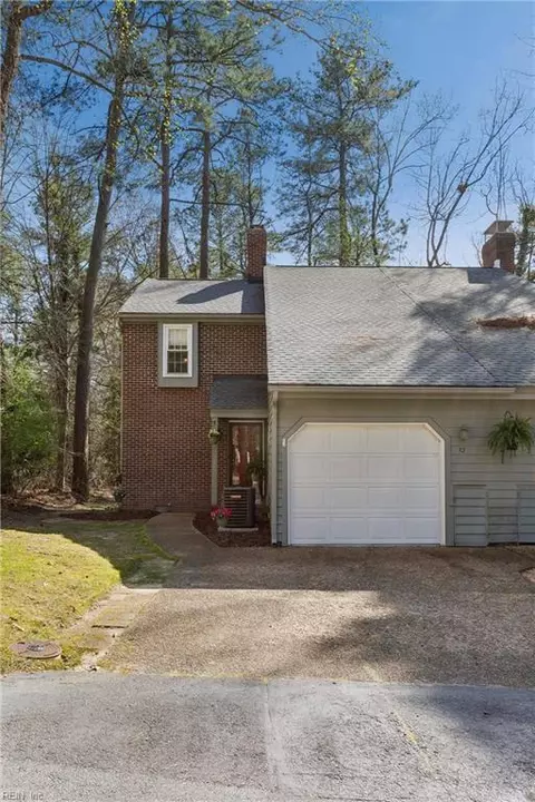 Exterior - 12 Autumn E, Williamsburg, VA 23188 photo 3 of 14