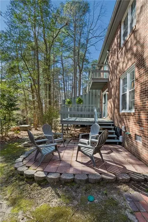 Exterior - 12 Autumn E, Williamsburg, VA 23188 photo 10 of 14