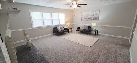 Living - 1077 Kittrell St, Norfolk, VA 23513 photo 5 of 6