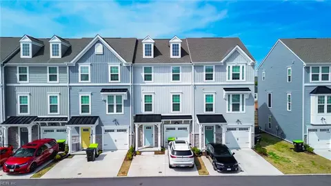 4122 Riverside Dr, Chesapeake, VA 23321