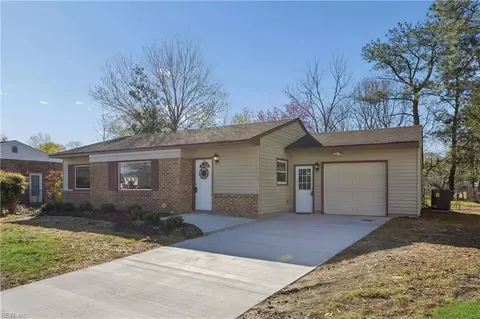 3905 W Colonial Pw Pkwy, Virginia Beach, VA 23452