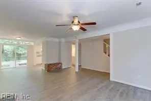 Entry Way - 7 White Oak Trl, Hampton, VA 23669 photo 1 of 3