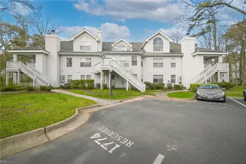 728 Inlet Quay Quay #J, Chesapeake, VA 23320
