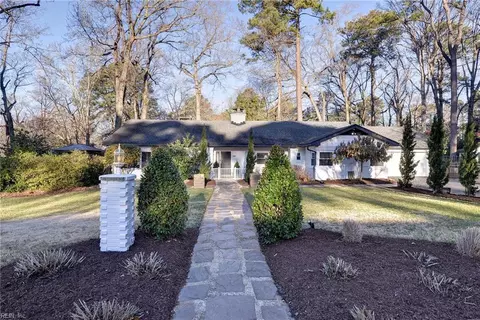 500 Riverside Dr, Newport News, VA 23606