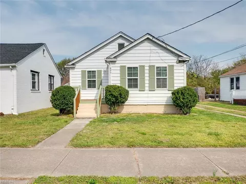 643 33rd St, Newport News, VA 23607