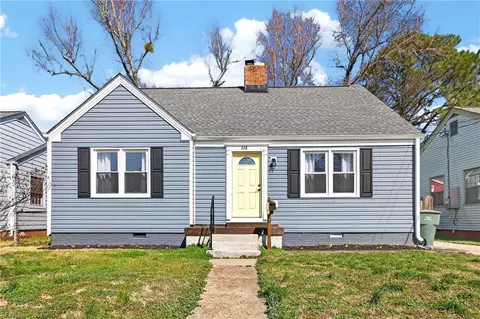 328 E Lorengo Ave, Norfolk, VA 23503