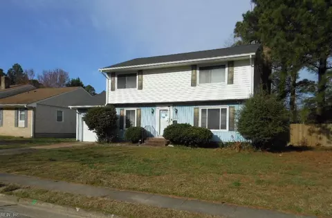 207 Swartmore Dr, Hampton, VA 23666 photo 3