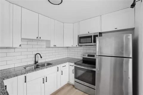 3900 Pleasant Ave, Norfolk, VA 23518