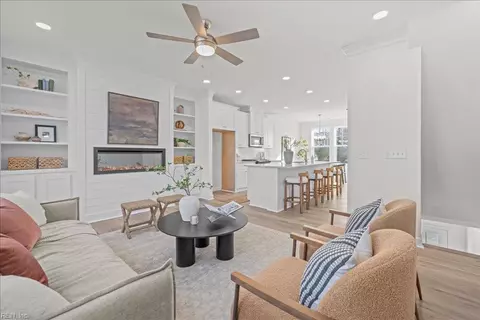 639 22nd St #B, Virginia Beach, VA 23451