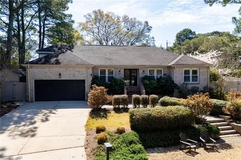 2513 Long Creek Dr, Virginia Beach, VA 23451