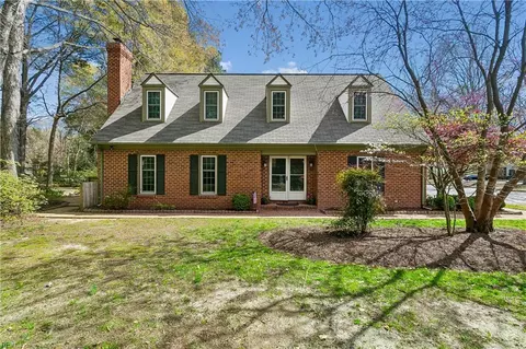 141 Sloane Pl, Newport News, VA 23606