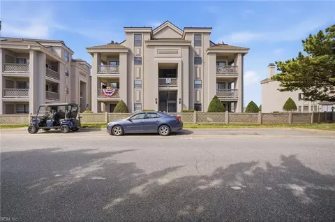 403 Harbour Pt #203, Virginia Beach, VA 23451