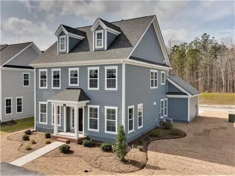 2208 Captiva Ln, Chesapeake, VA 23321