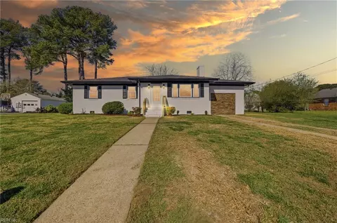 302 Chandler Harper Dr, Portsmouth, VA 23701