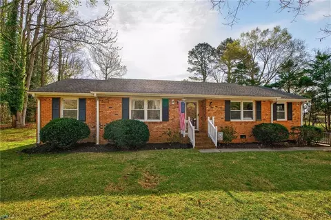 24347 Lovers Ln, Windsor, VA 23487