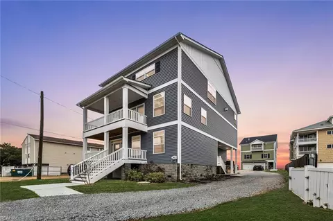 728 W Ocean View Ave, Norfolk, VA 23503