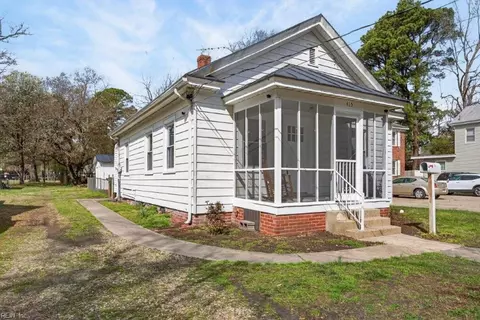 415 Bosley Ave, Suffolk, VA 23434