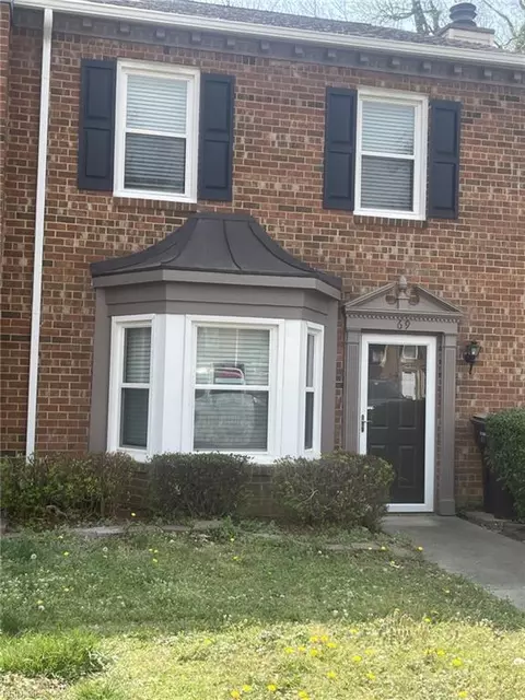 69 Colonial Way, Chesapeake, VA 23325
