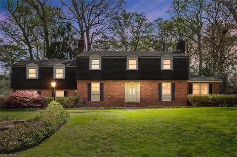 1613 Stokes Ct, Virginia Beach, VA 23455