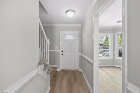 2409 Rennie Dr, Virginia Beach, VA 23454