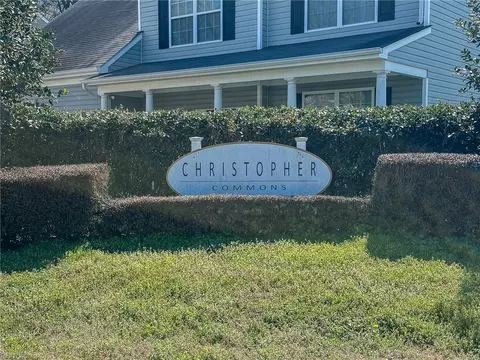 115 Christophers Ln, Hampton, VA 23666